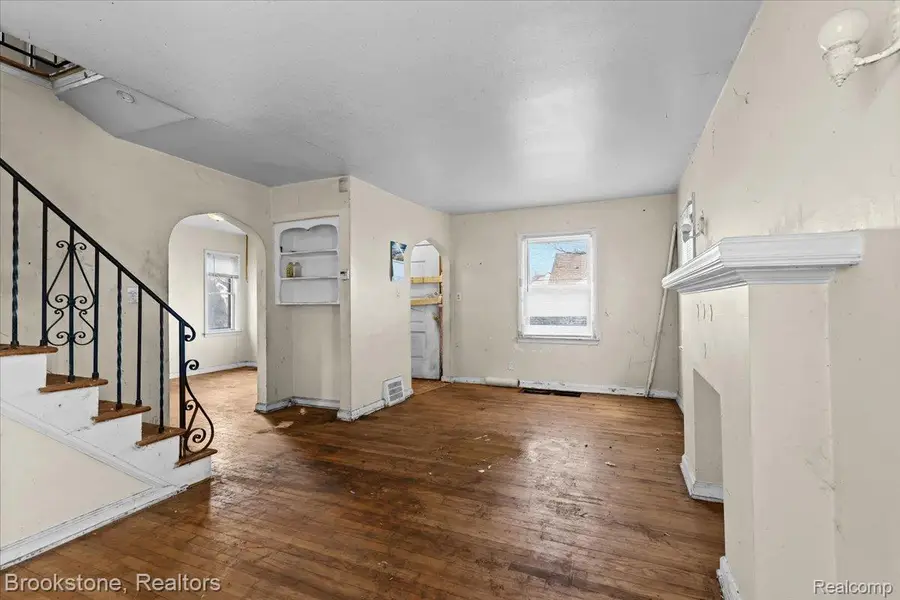 15508 Saint Marys Street, Detroit, MI 48227 - #2