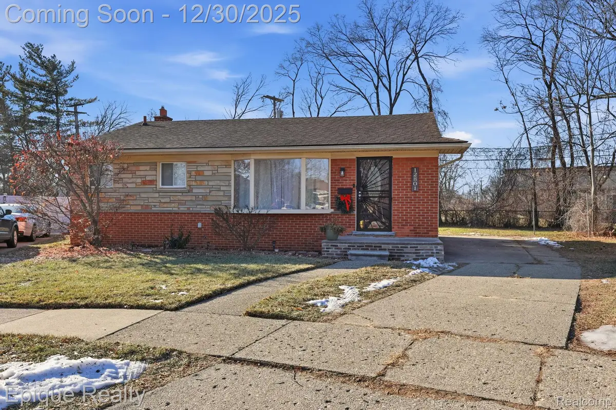 12801 Sterling Court, Oak Park, MI 48237 - Image #1