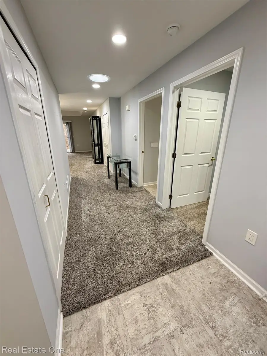 21338 Mulberry Court #52, Farmington Hills, MI 48336 - Image #3