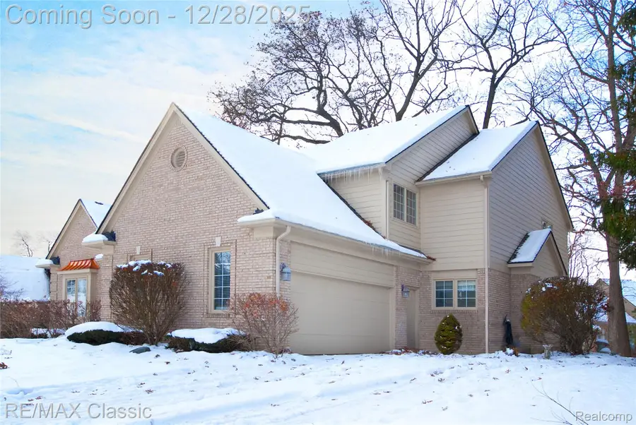 3628 Warwick Drive, Rochester Hills, MI 48309 - Image #3