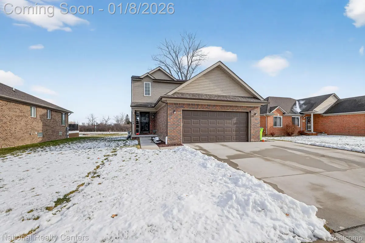 33708 Aurora Drive, Clinton Township, MI 48035 - Image #1