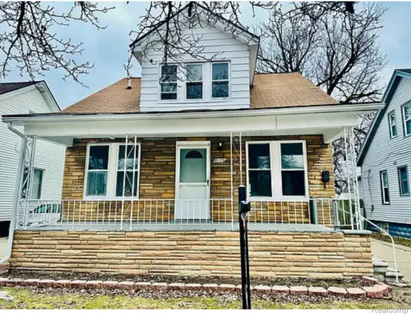 8175 Central, CenterLine, MI 48015