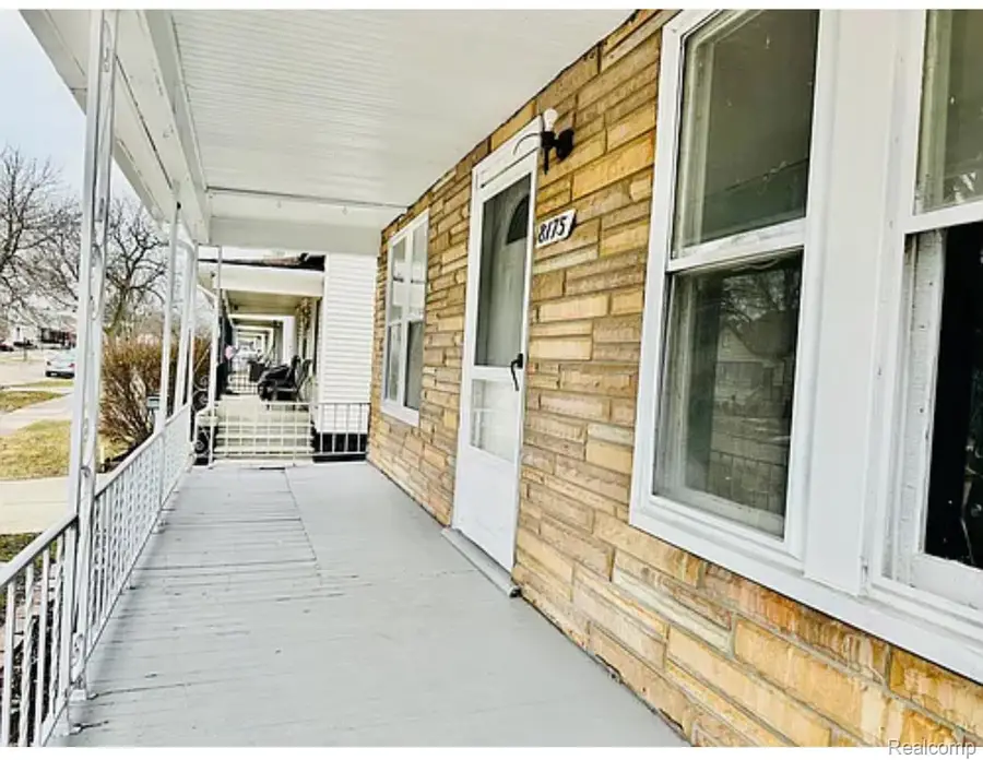 8175 Central, Center Line, MI 48015 - #2