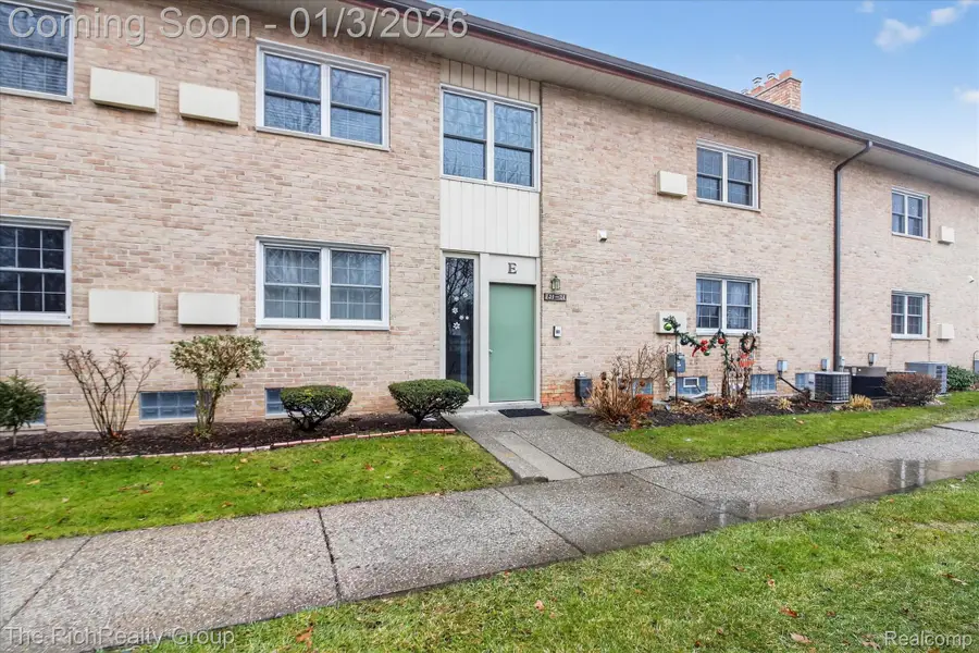 1199 S Sheldon Road #33, Plymouth, MI 48170 - Image #2