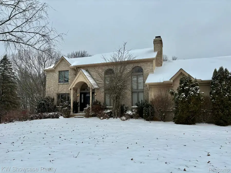 5310 Ridge Trail N, Clarkston, MI 48348 - Image #2