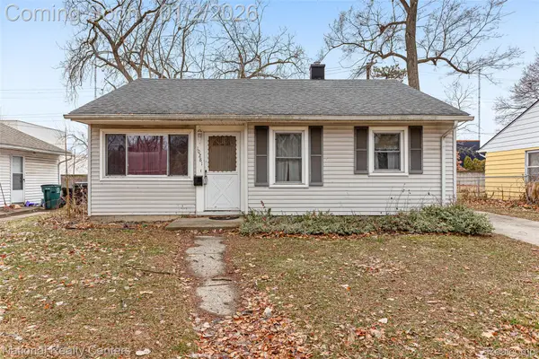 10281 Albany Street, OakPark, MI 48237