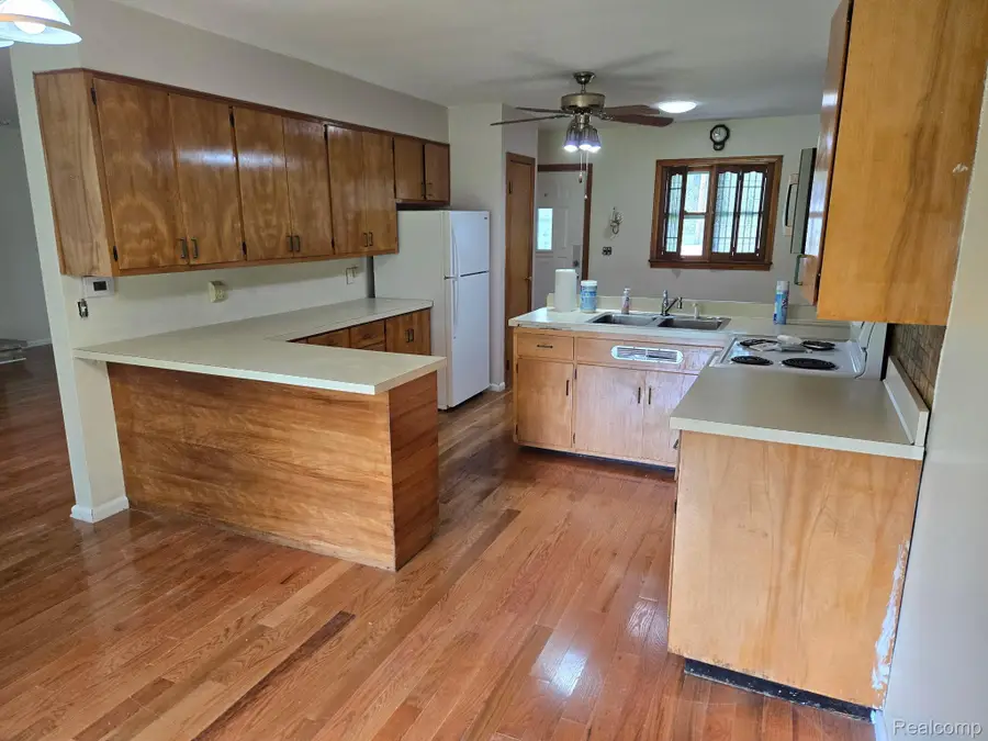 3176 E Fisher Road, Bangor, MI 48706 - Image #3