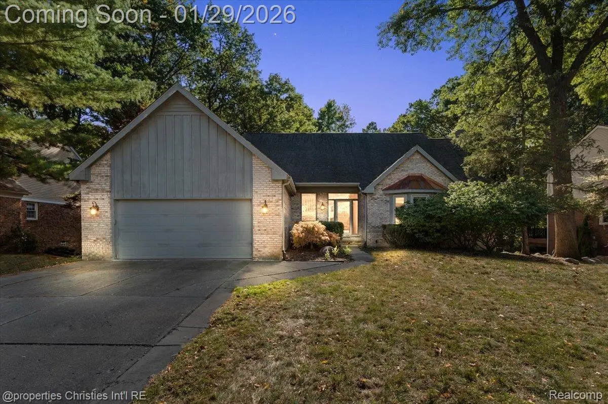 6835 High Ridge Road, West Bloomfield, MI 48324 - #1