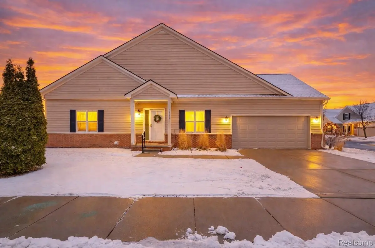 13493 Beacon Trail #1, Belleville, MI 48111 - Image #1