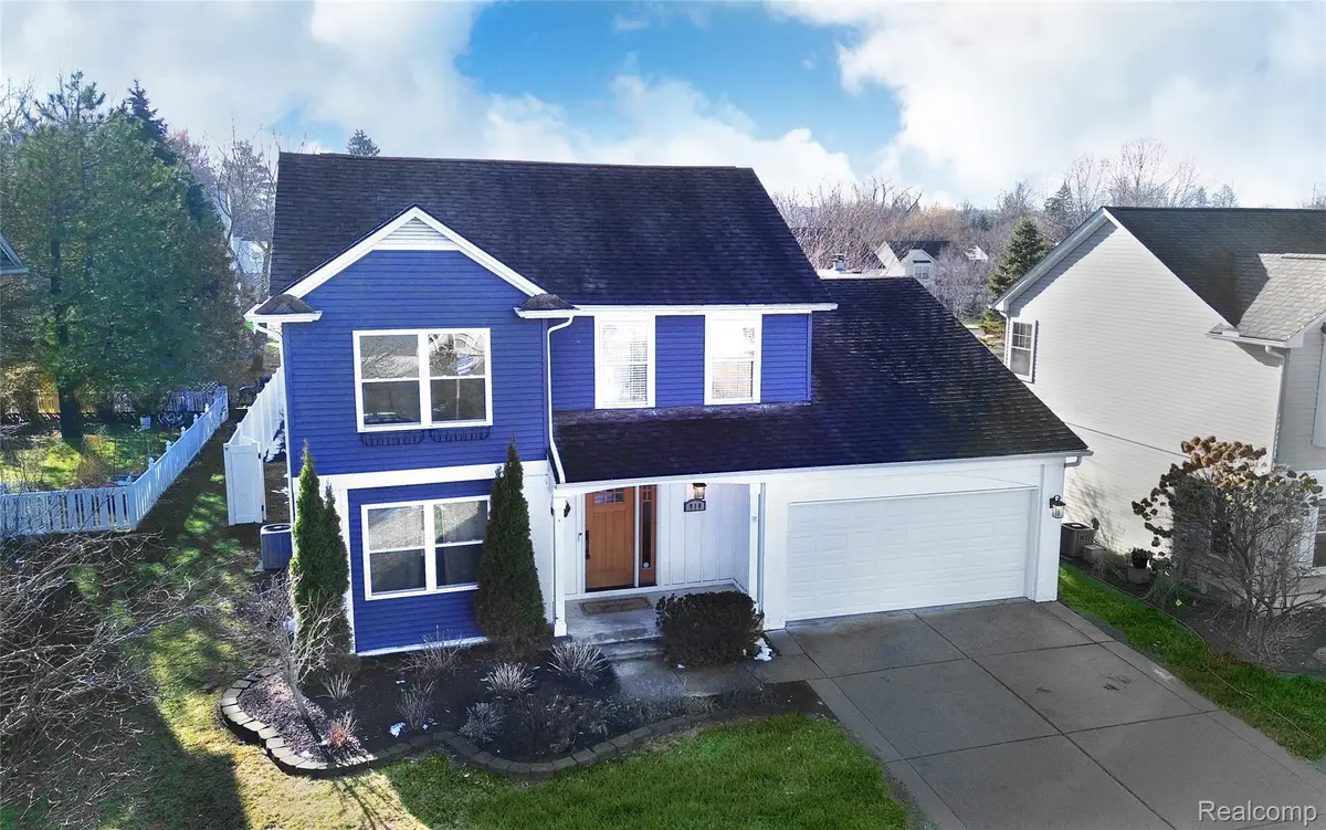 910 3rd Street, Fenton, MI 48430 - Image #1