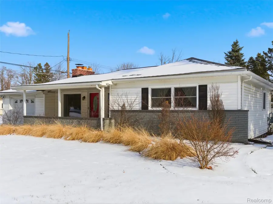 48940 Cardinal Street, Shelby Charter Township, MI 48317 - Image #3