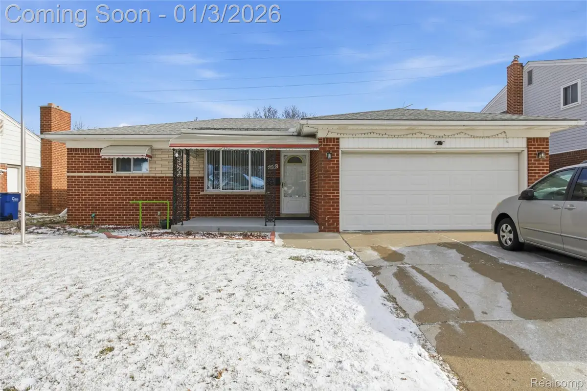 27106 Sutherland Drive, Warren, MI 48088 - Image #1