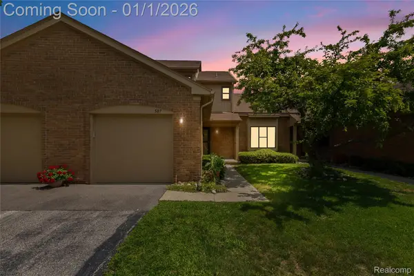 587 Tennyson, RochesterHills, MI 48307