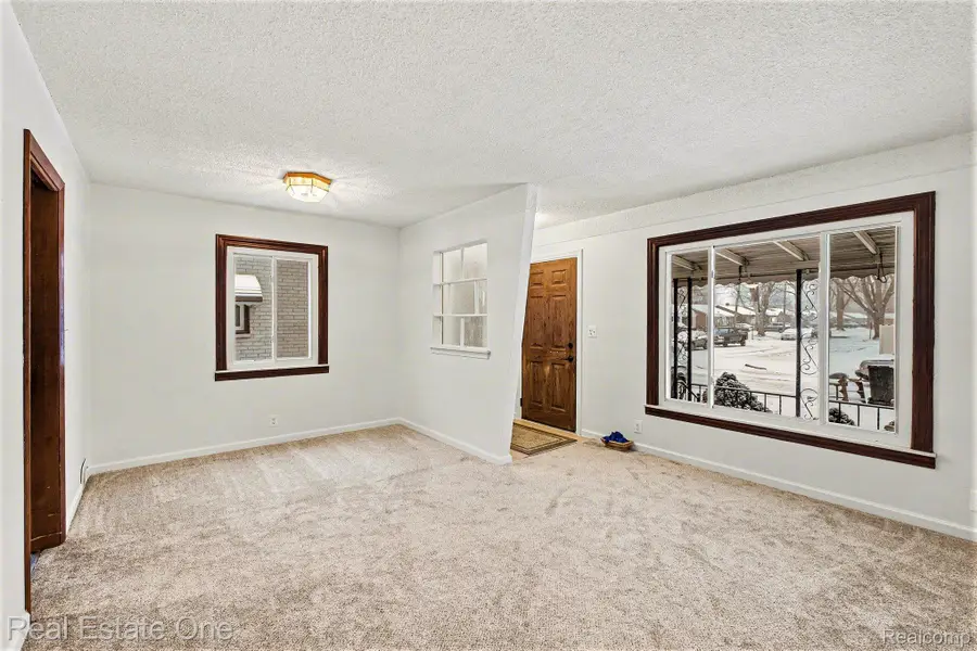 28460 Herbert Street, Madison Heights, MI 48071 - Image #3