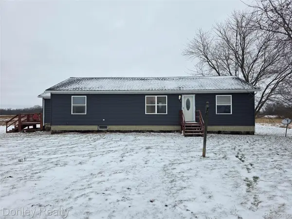 3270 Galbraith Line Road, BrownCity, MI 48416