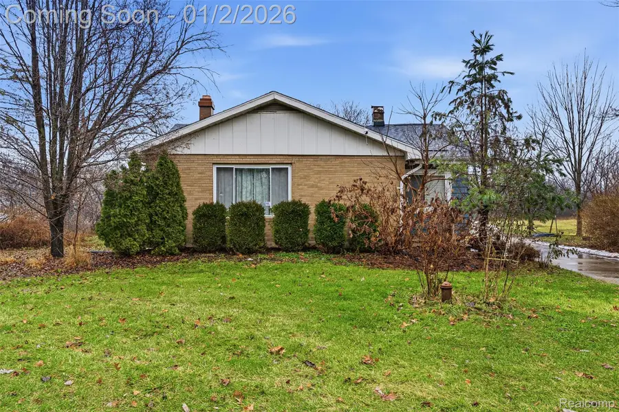 7029 Porter Road, Grand Blanc Charter Township, MI 48439 - Image #3