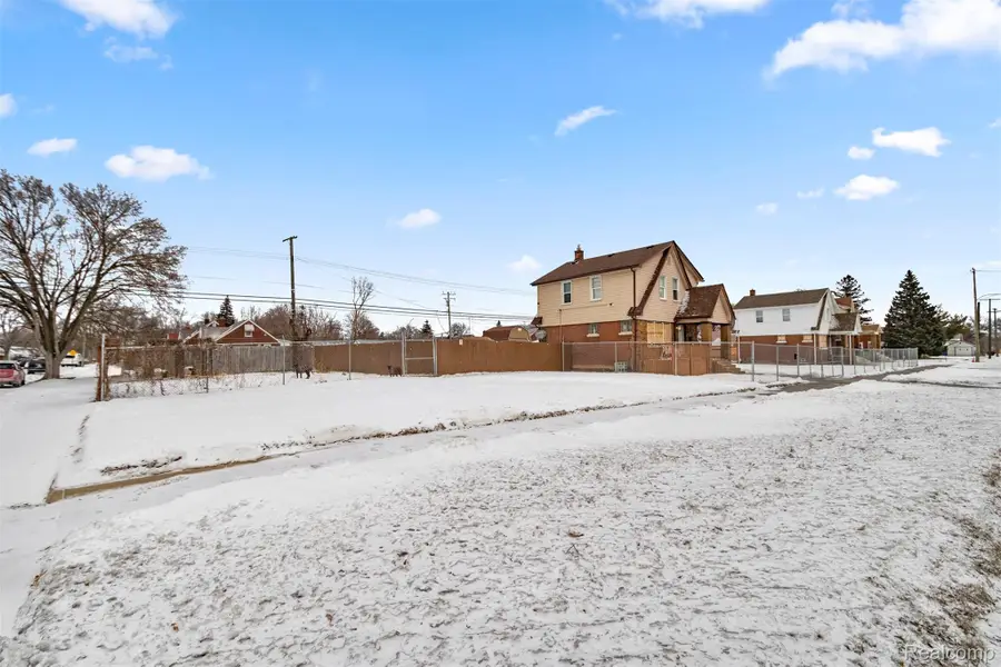13417 E State Fair Street, Detroit, MI 48205 - Image #2