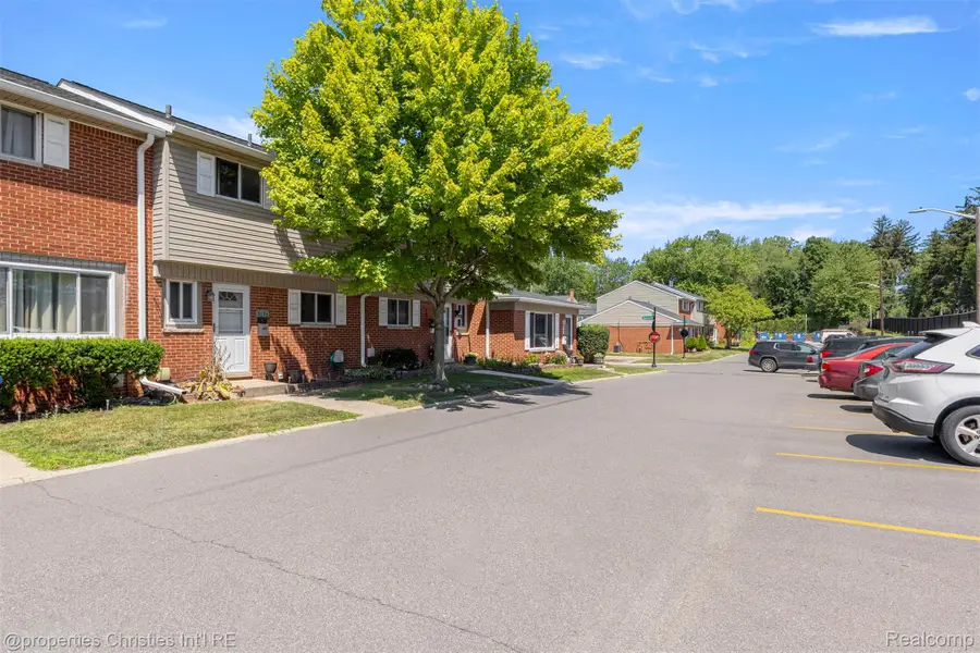 8139 Bristol Street, Westland, MI 48185 - Image #3