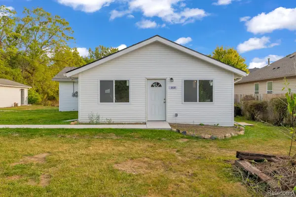 1038 Vinewood Street, AuburnHills, MI 48326