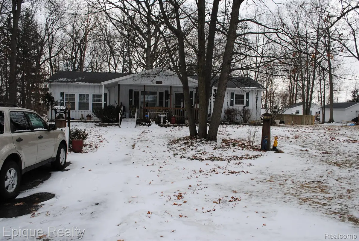 4828 Morse Drive, Caseville, MI 48725 - Image #1
