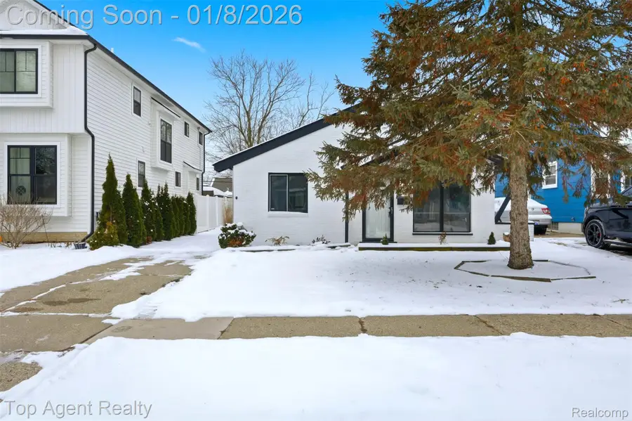3819 Royal Avenue, Berkley, MI 48072 - Image #3