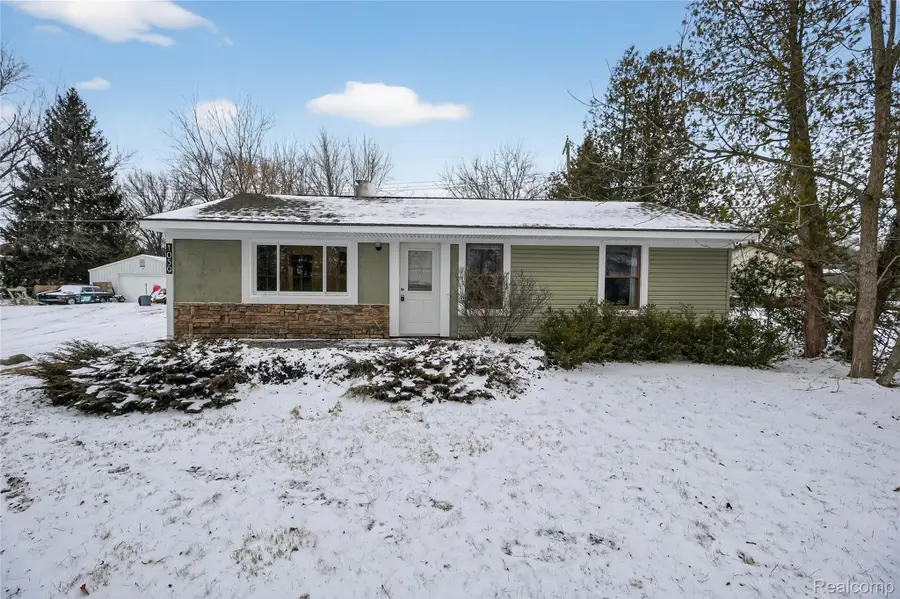 1059 Dunleavy Drive, Highland, MI 48356 - Image #3