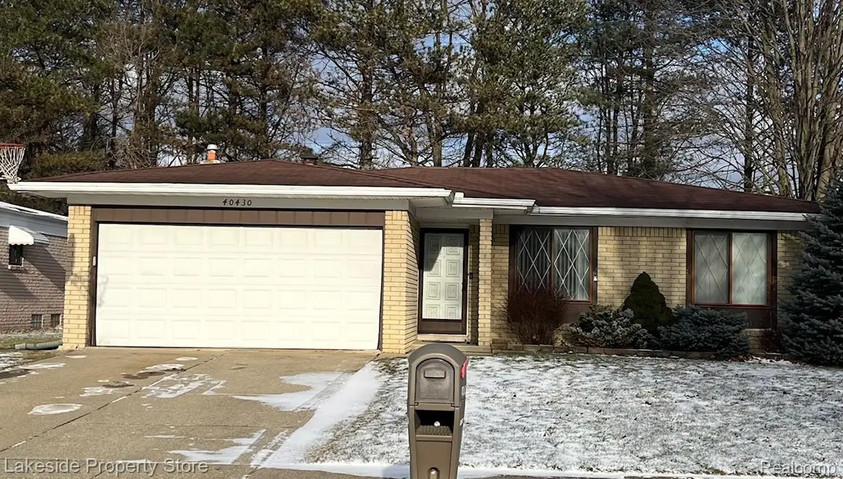 40430 Shakespeare Drive, Sterling Heights, MI 48313 - #1
