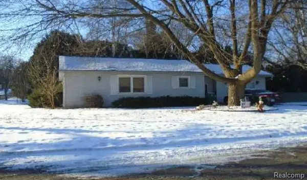 802 Woodlawn Avenue, Owosso, MI 48867