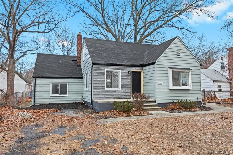 20960 Westhampton Avenue, Southfield, MI 48075 - Image #2