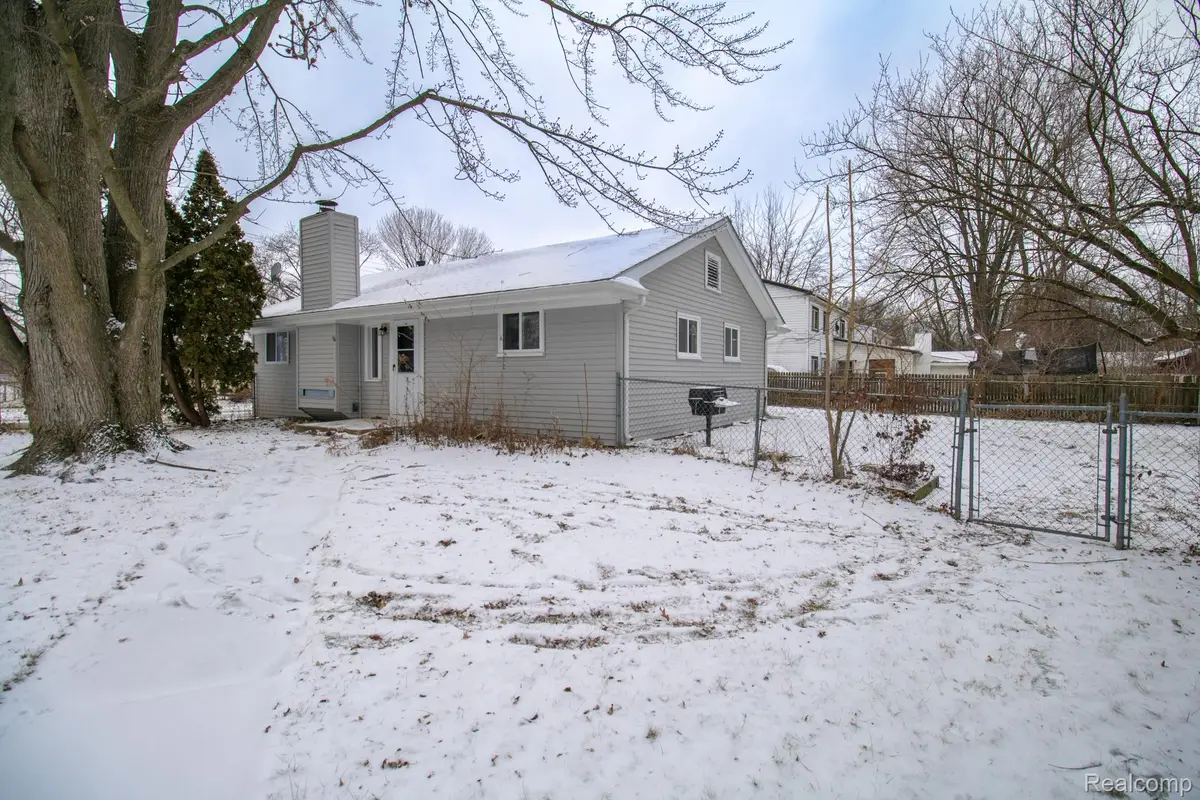 32004 Otsego Street, Westland, MI 48186 - Image #1