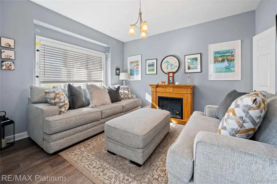 8209 Lee Road, Brighton, MI 48116 - Image #3