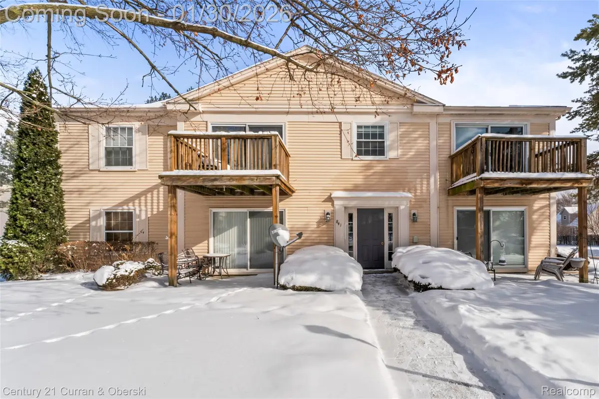 841 Bloomfield Village Boulevard #F, Auburn Hills, MI 48326 - Image #1