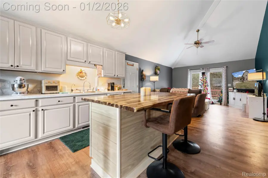 8095 Torrey Road, Mundy Township, MI 48439 - Image #2