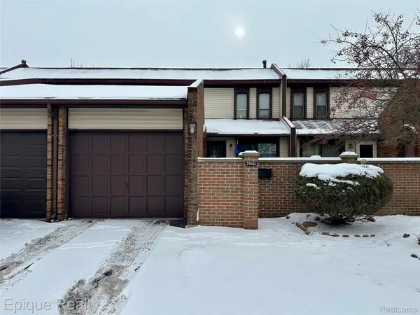 29161 Village Road, Southfield, MI 48034