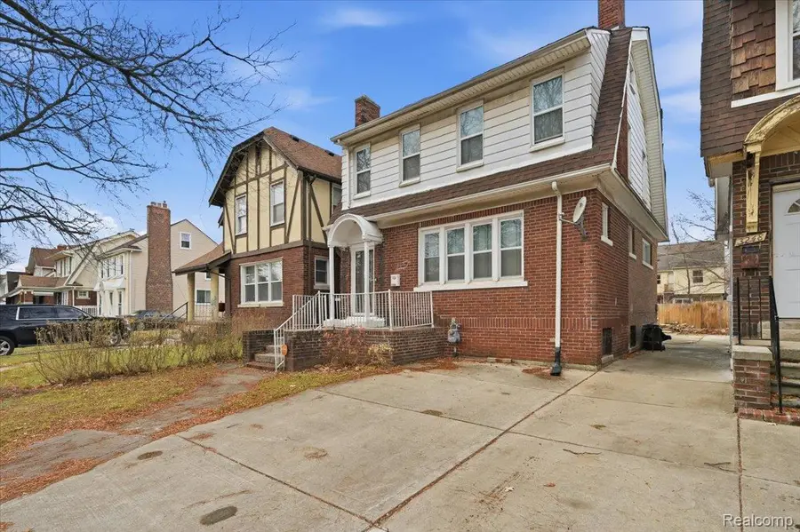 3254 Hazelwood Street, Detroit, MI 48206 - Image #2