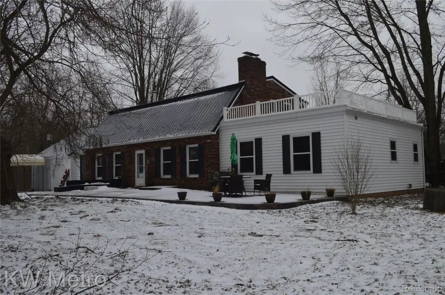 8665 Meskill Road, Columbus, MI 48063 - Image #3