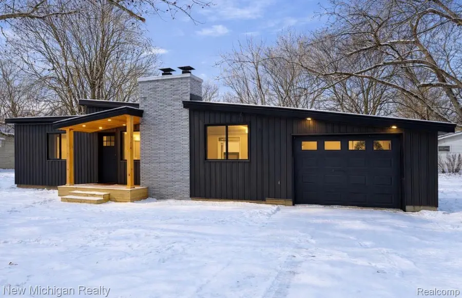 11413 Sunset Drive, Clio, MI 48420 - Image #2