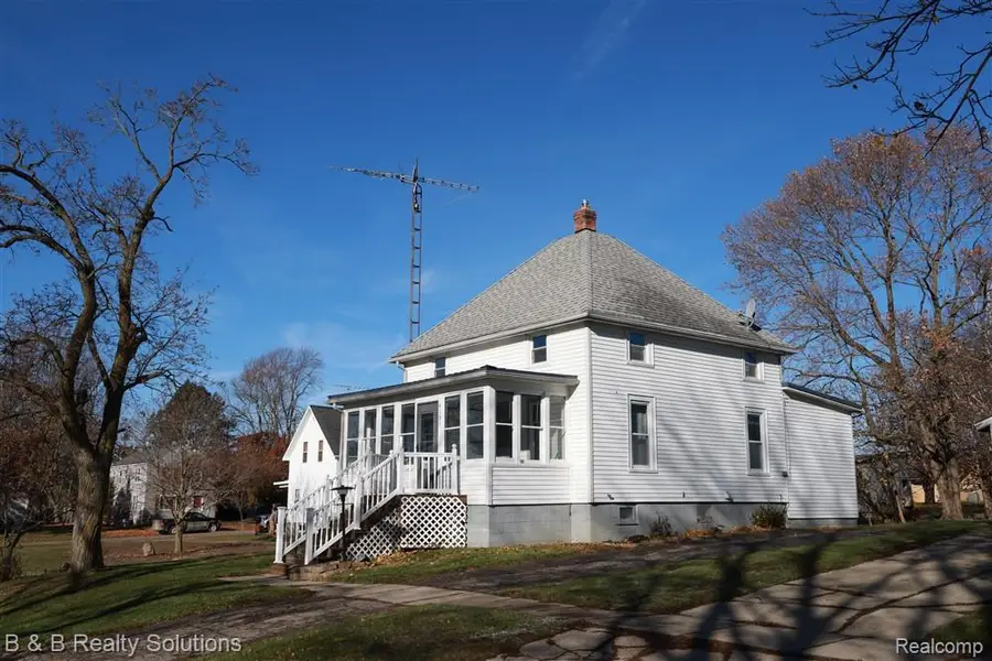 4131 Pleasant Street, North Branch, MI 48461 - Image #3