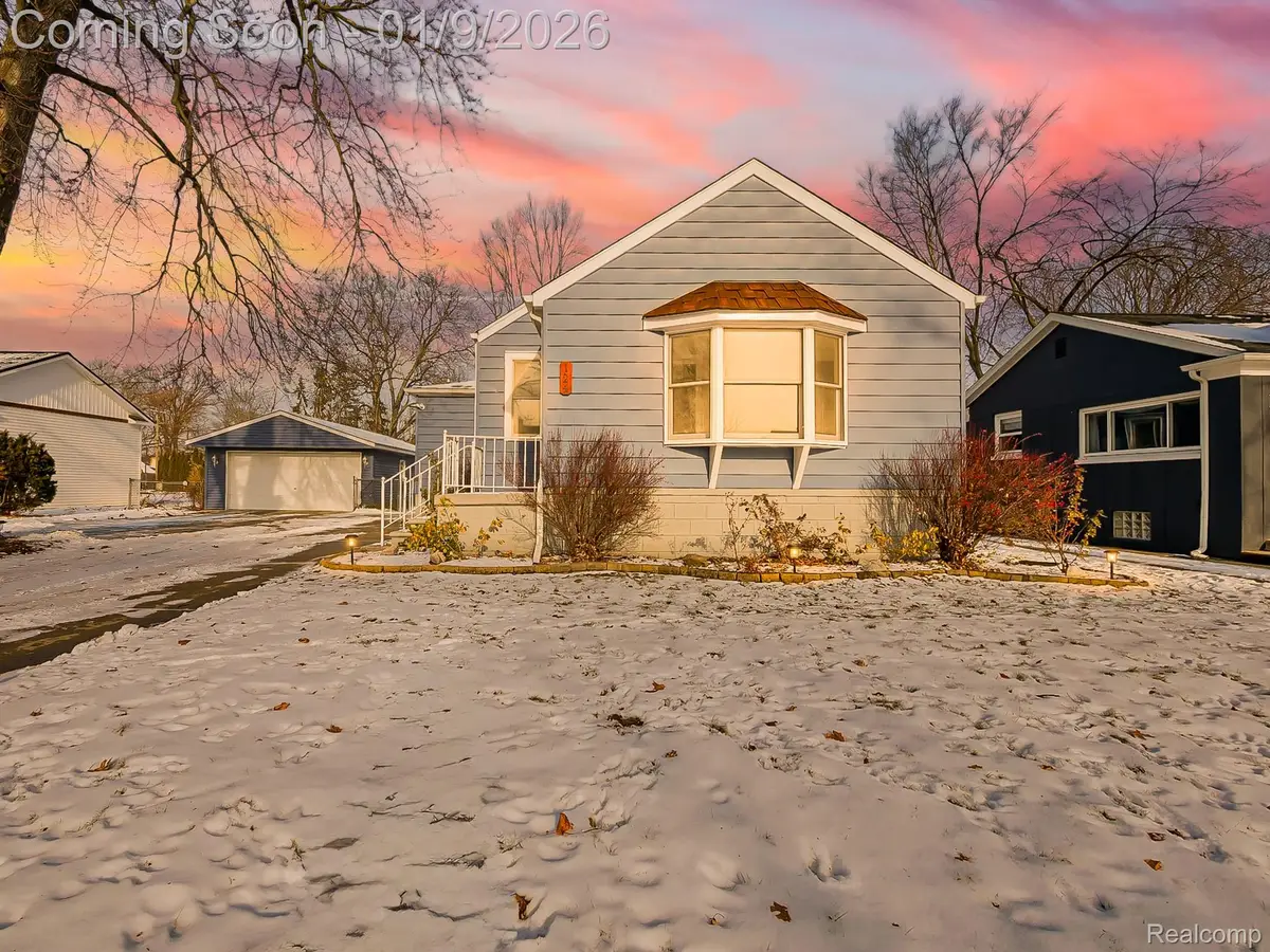 124 Leroy Avenue, Clawson, MI 48017 - Image #1