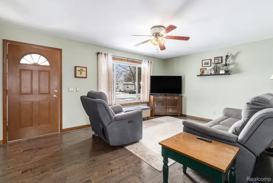 2217 Miark Drive, Lapeer, MI 48446 - Image #3