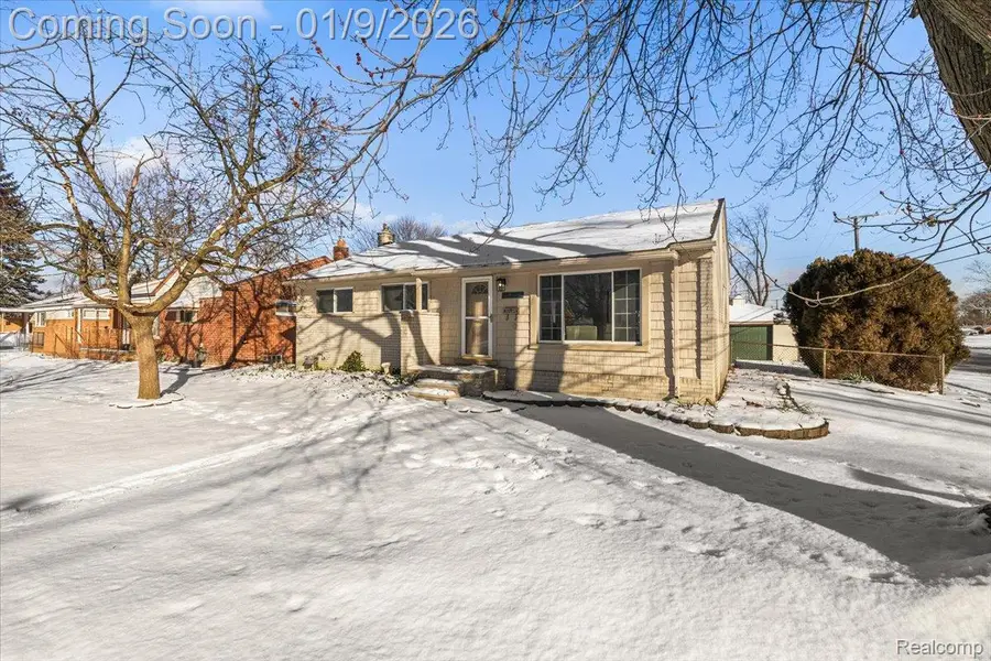 9848 Milburn Street, Livonia, MI 48150 - Image #2