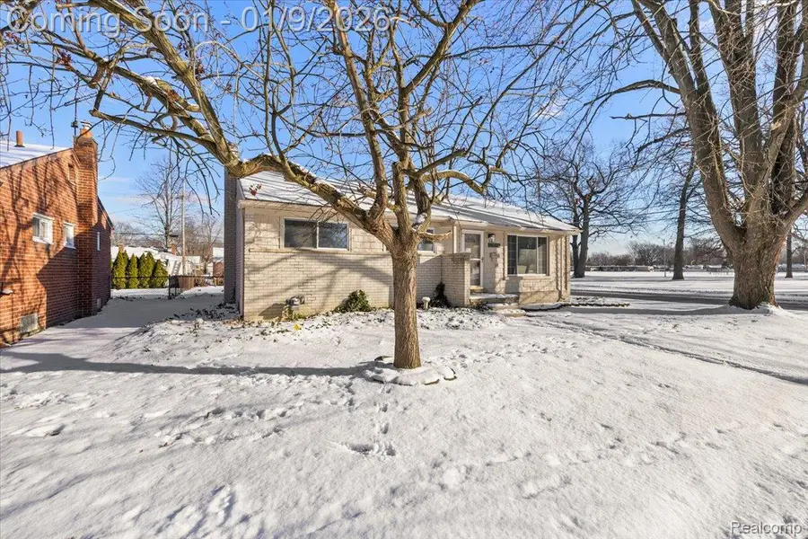 9848 Milburn Street, Livonia, MI 48150 - Image #3