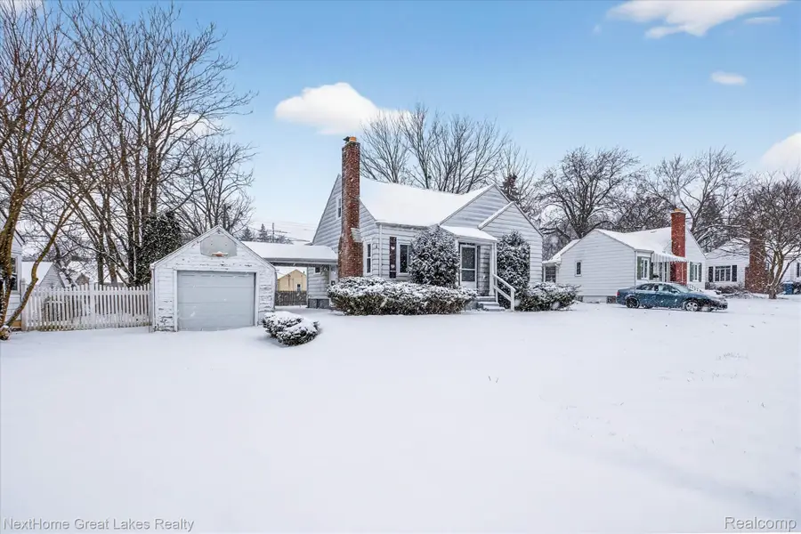 812 Barney Avenue, Flint, MI 48503 - Image #2