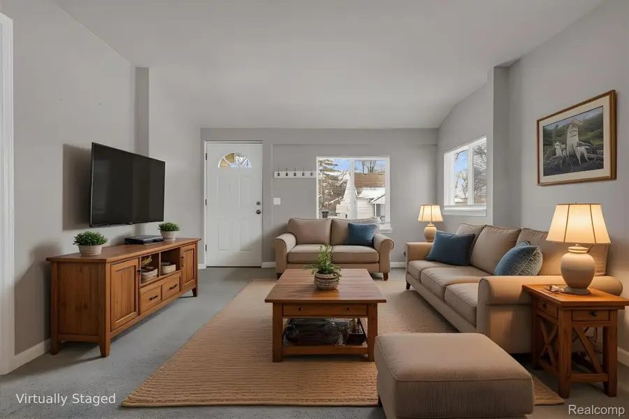 8268 Hudson Avenue, Warren, MI 48089 - Image #2