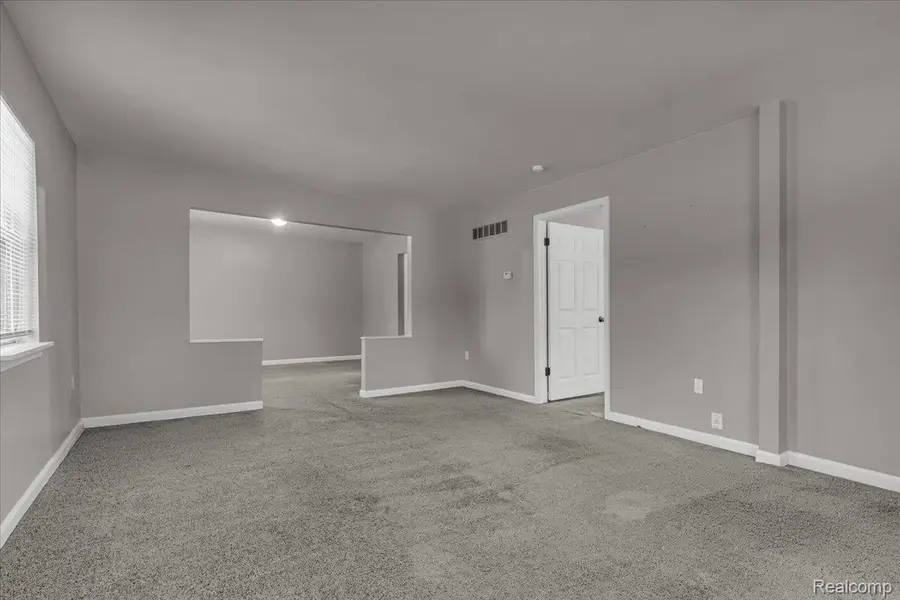 8268 Hudson Avenue, Warren, MI 48089 - Image #3