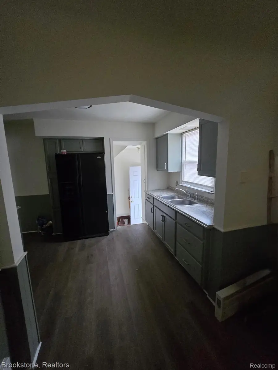 20510 Gilchrist Street, Detroit, MI 48235 - Image #3