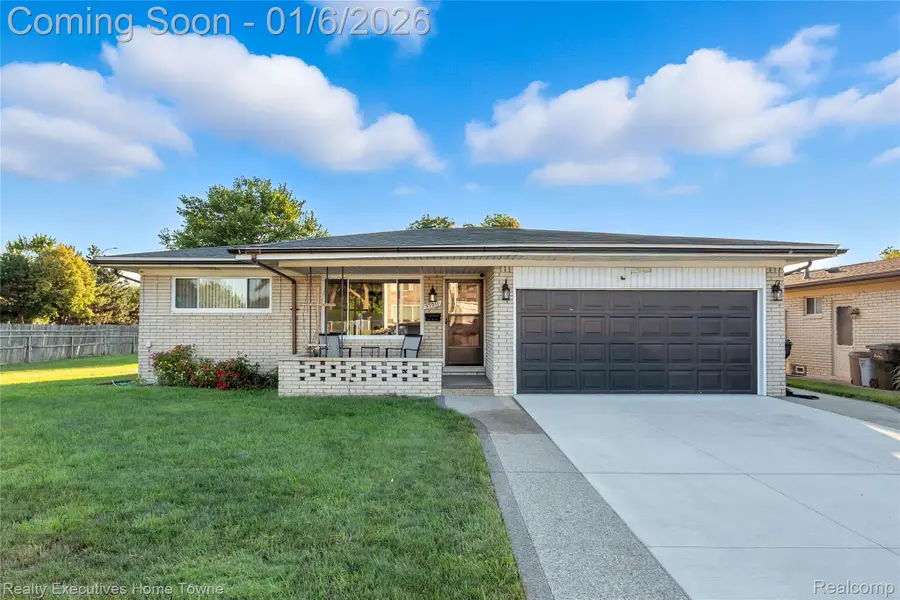 37011 Tricia Drive, Sterling Heights, MI 48310 - Image #2