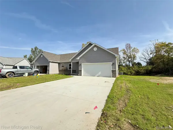 7056 Cambridge Drive, Flushing, MI 48433