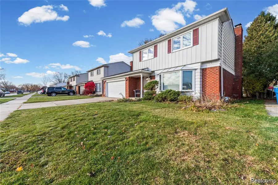 30829 Eiffel Avenue, Warren, MI 48088 - Image #3