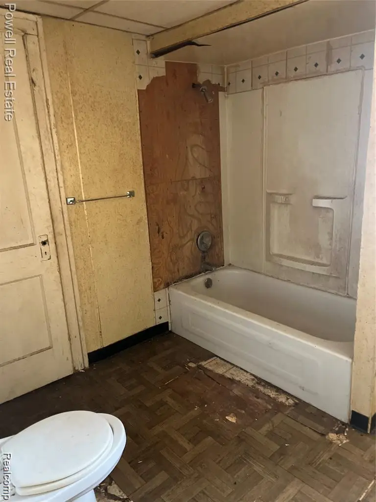 189 Tuxedo Street, Highland Park, MI 48203 - Image #2